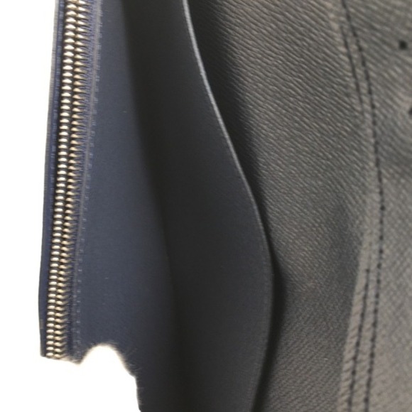 LOUIS VUITTON Blue Wallet - Picture 15 of 16
